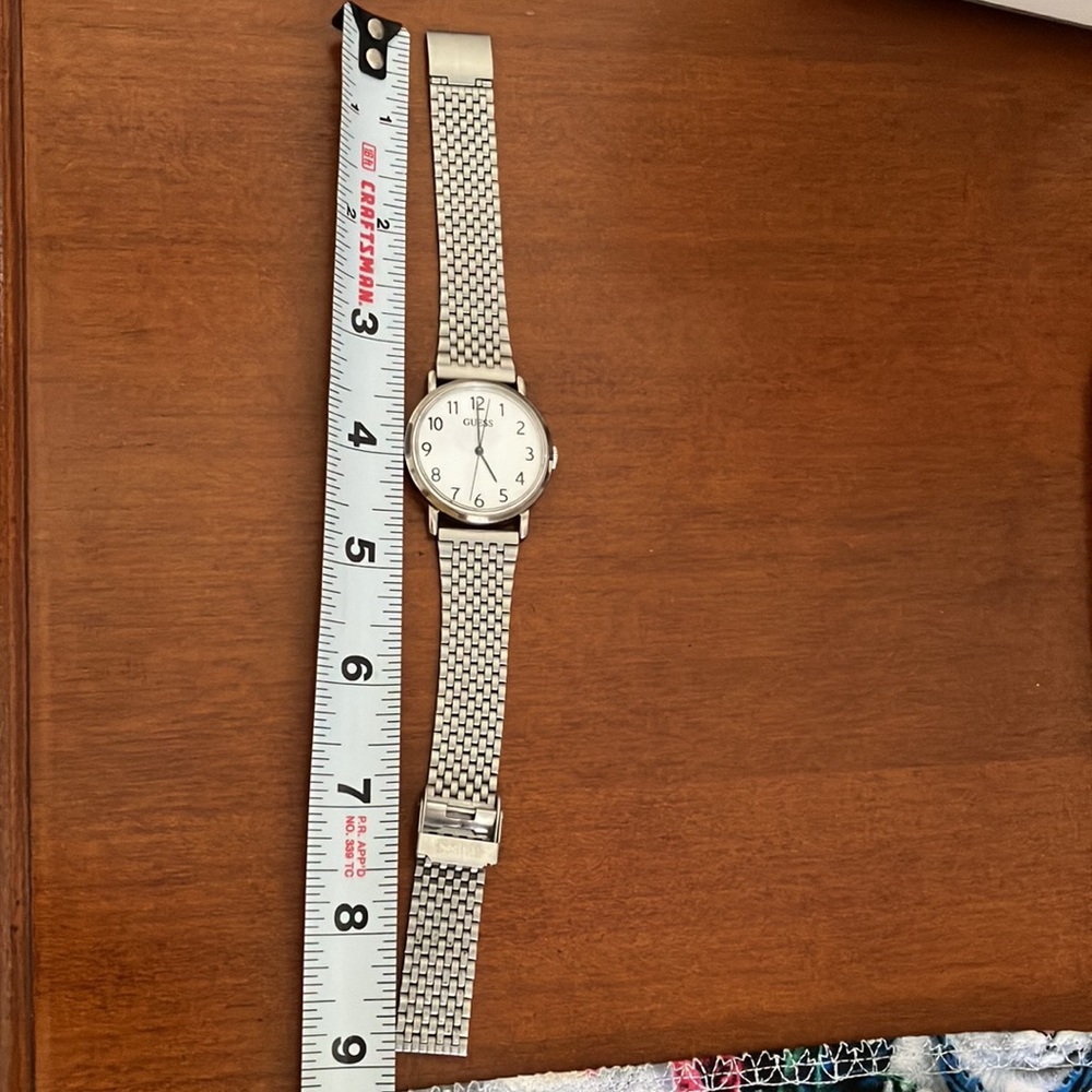 GUESS  WRISTWATCH W/XTRA LONG SWEEP HAND 1996 STAINLESS ADJUSTABLE  MESH BAND - Picture 11 of 11